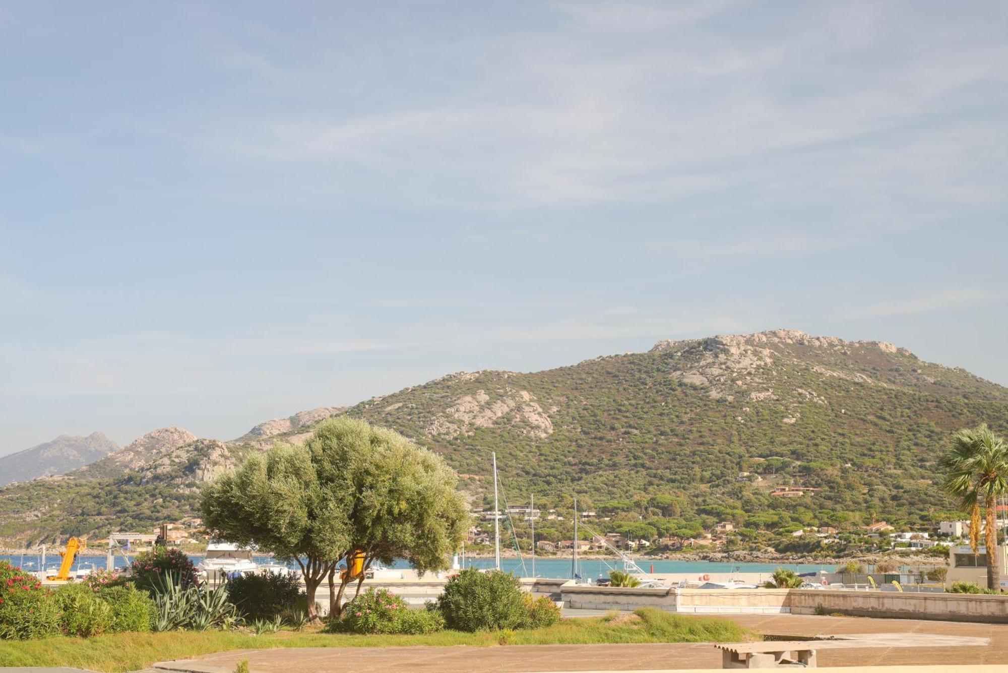 Appartement La Balagne , Bord De Mer, Grande Terrasse, Sant'Ambroggio Lumio  Exterior foto