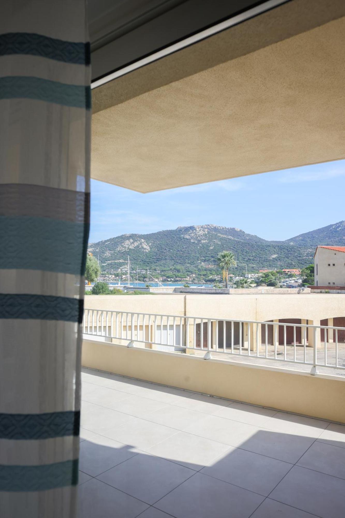 Appartement La Balagne , Bord De Mer, Grande Terrasse, Sant'Ambroggio Lumio  Exterior foto